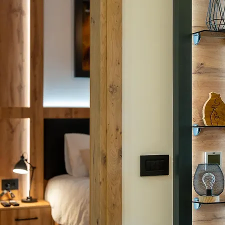 Medvedov Dom Sa Velikom Terasom 34m2 *