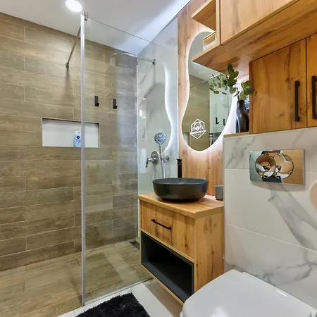 Medvedov Dom Apartman Sa Velikom Terasom 34m2